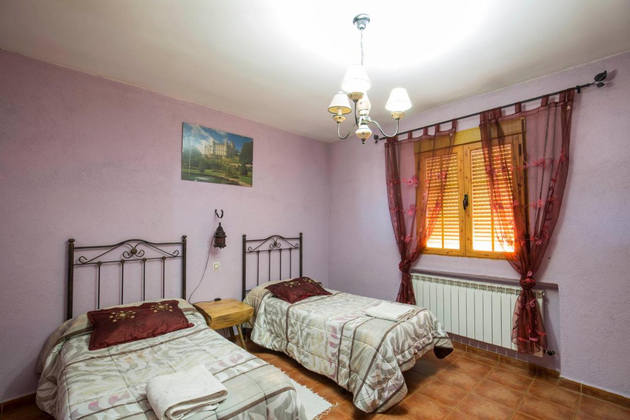 El Robledillo Villa Luaran gambar