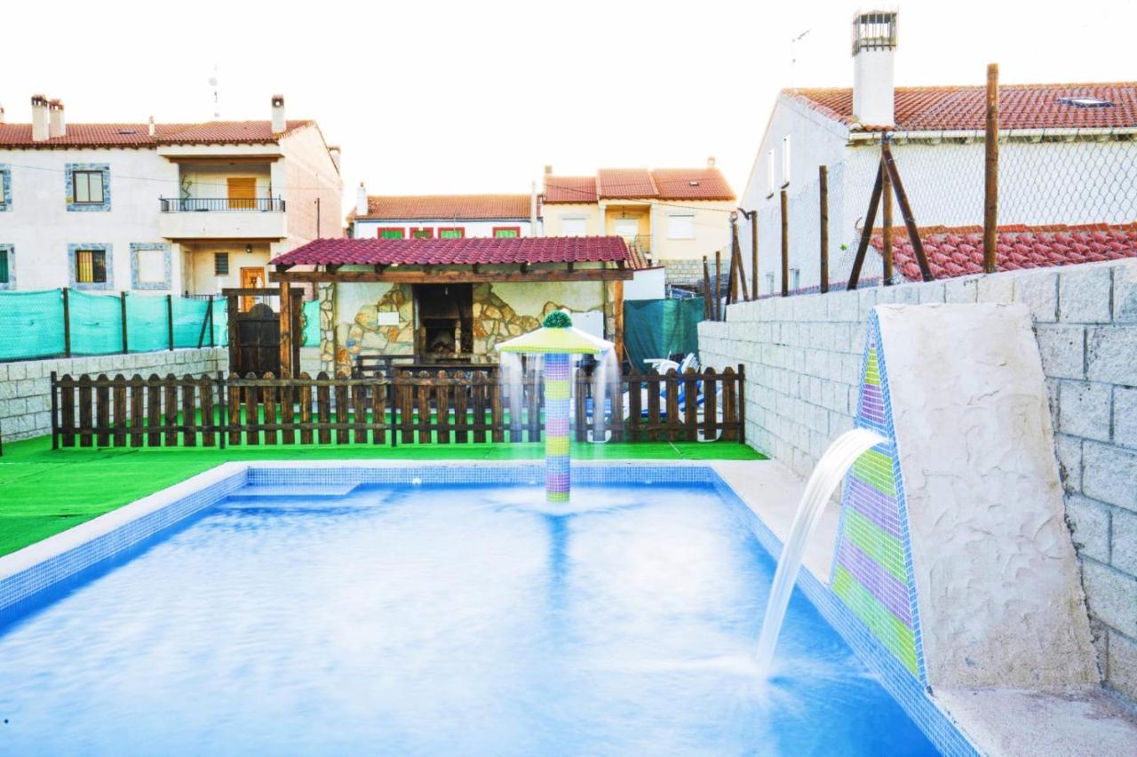 El Robledillo Villa Luaran gambar